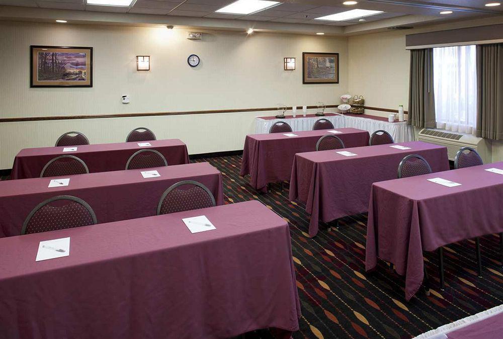 Hampton Inn By Hilton Irvine East - Lake Forest Perniagaan gambar